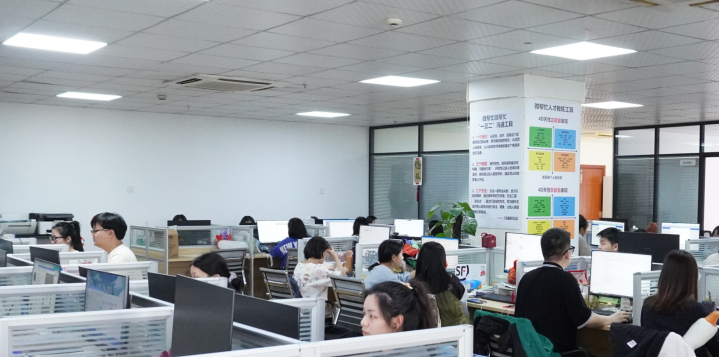 2025信息技術(shù)職稱(chēng)輔導(dǎo)機(jī)構(gòu)深度解析 專(zhuān)業(yè)機(jī)構(gòu)如何選？